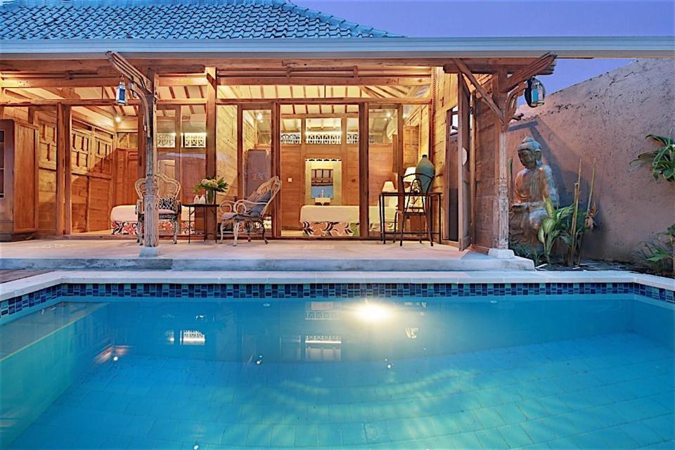 Villa Joglo Batu Belig Canggu  Ngoại thất bức ảnh
